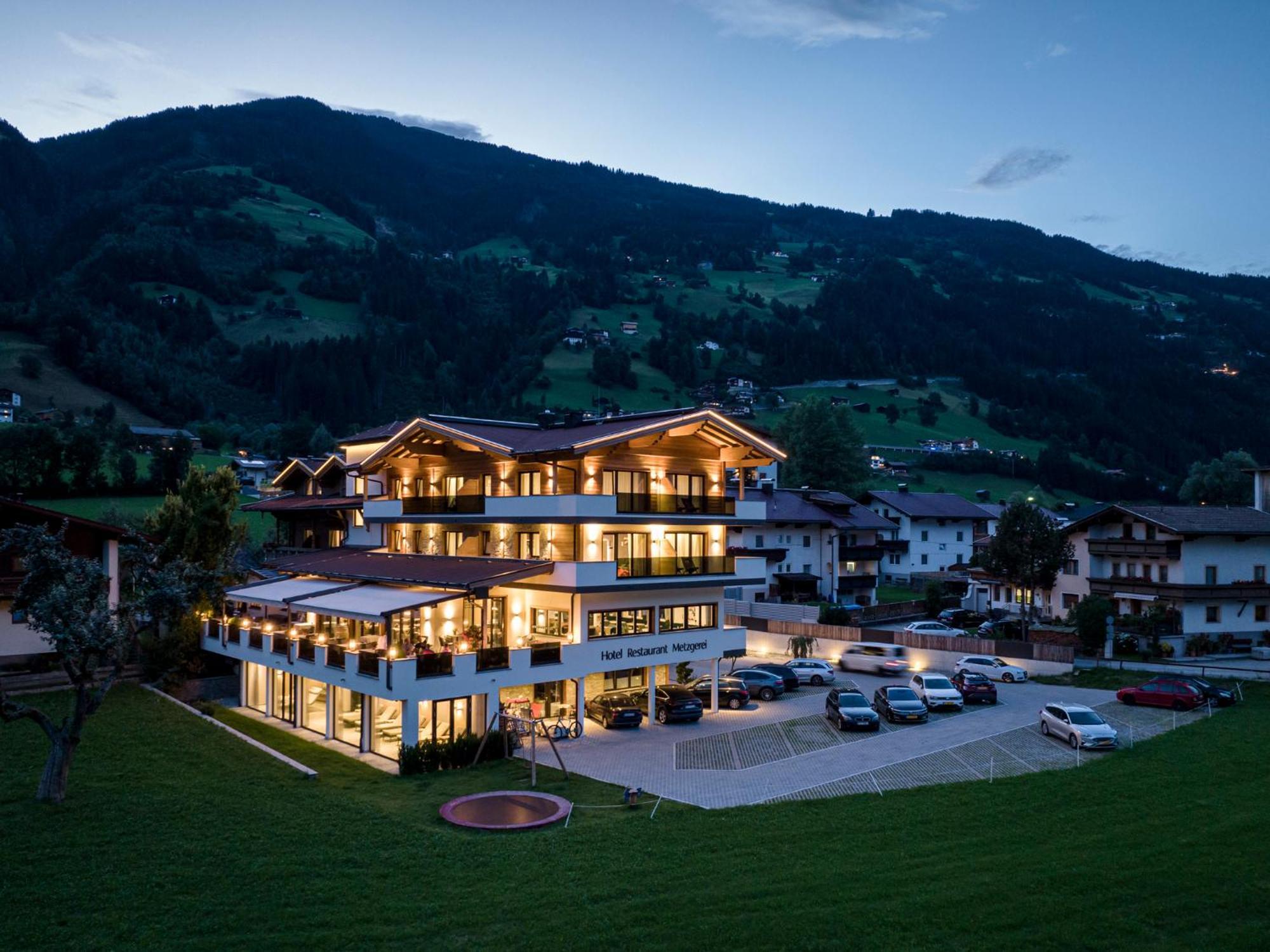 Metzgerwirt Hotel ฮิพพาค ภายนอก รูปภาพ
